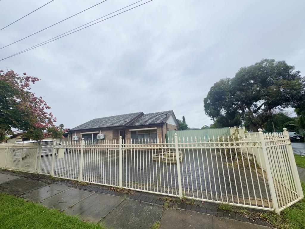 32 Mailey Cres, Parafield Gardens, SA 5107