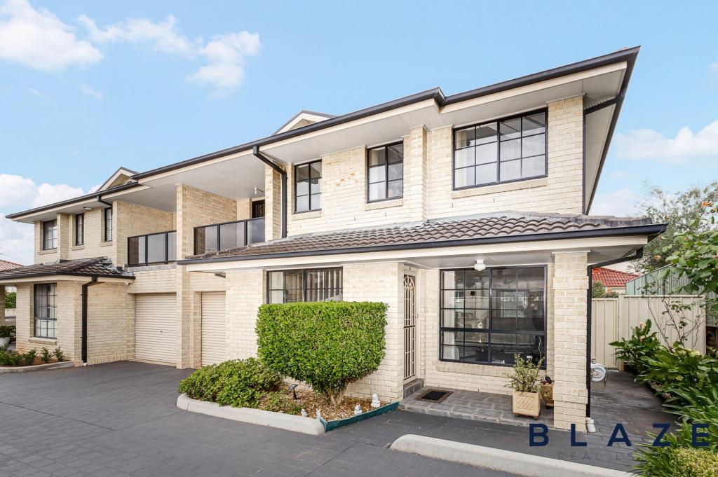 4/8 Dorre Pl, Green Valley, NSW 2168