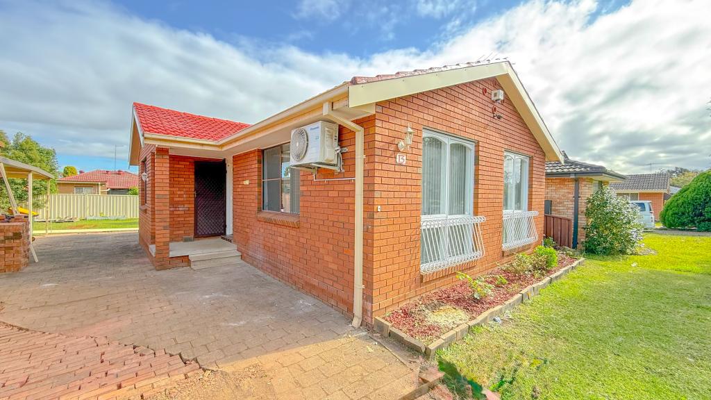 13 Fletcher St, Minto, NSW 2566