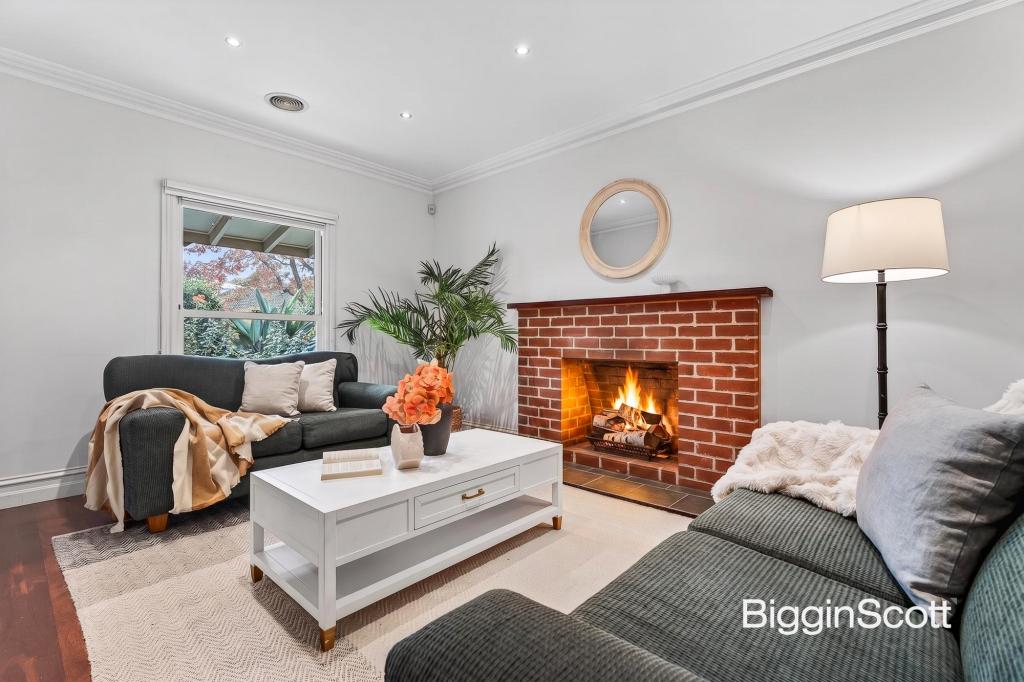 2b Vernal Ave, Mitcham, VIC 3132