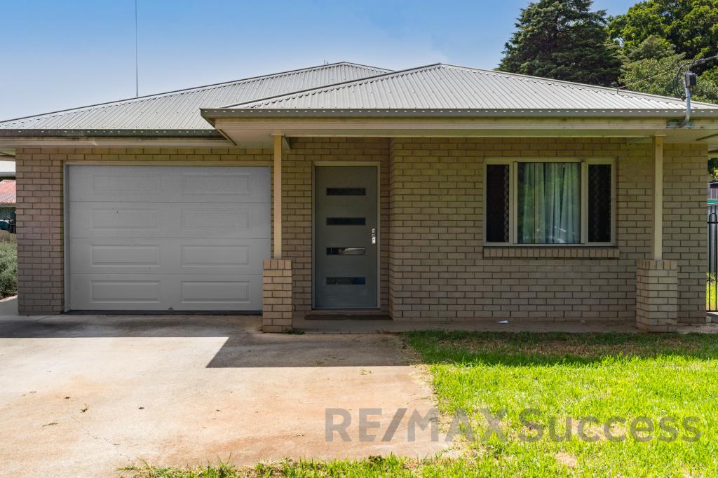 740a Ruthven St, South Toowoomba, QLD 4350