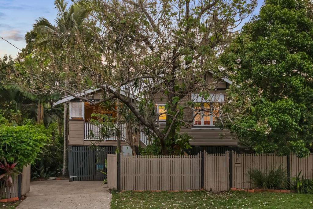 5 Broadmere St, Annerley, QLD 4103