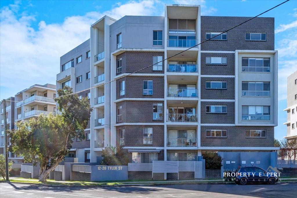 17/12-20 TYLER ST, CAMPBELLTOWN, NSW 2560