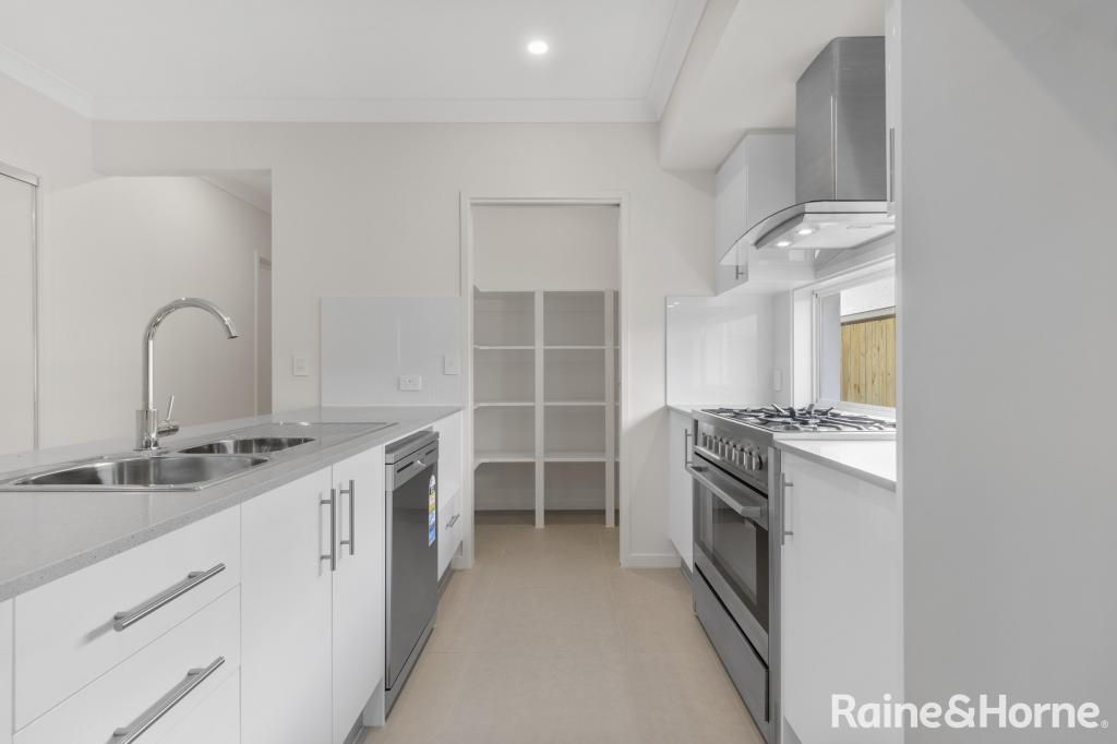 5 Gumnut Cl, Morayfield, QLD 4506