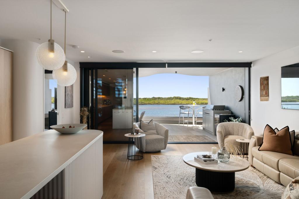 202/88 Duporth Ave, Maroochydore, QLD 4558