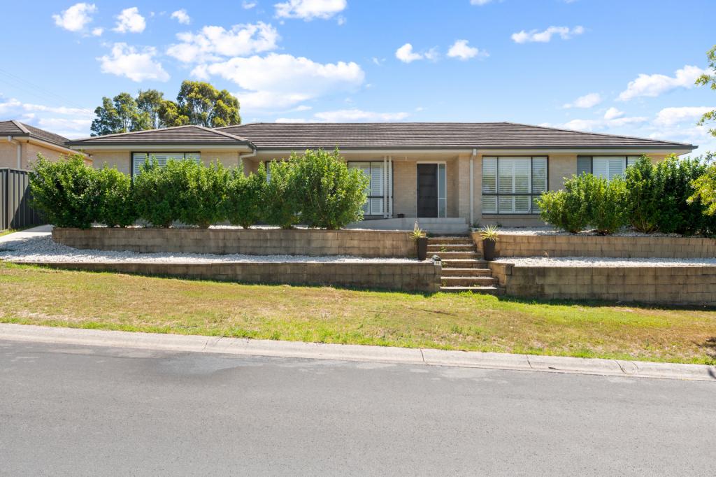 10 PATRIOT CL, GILLIESTON HEIGHTS, NSW 2321