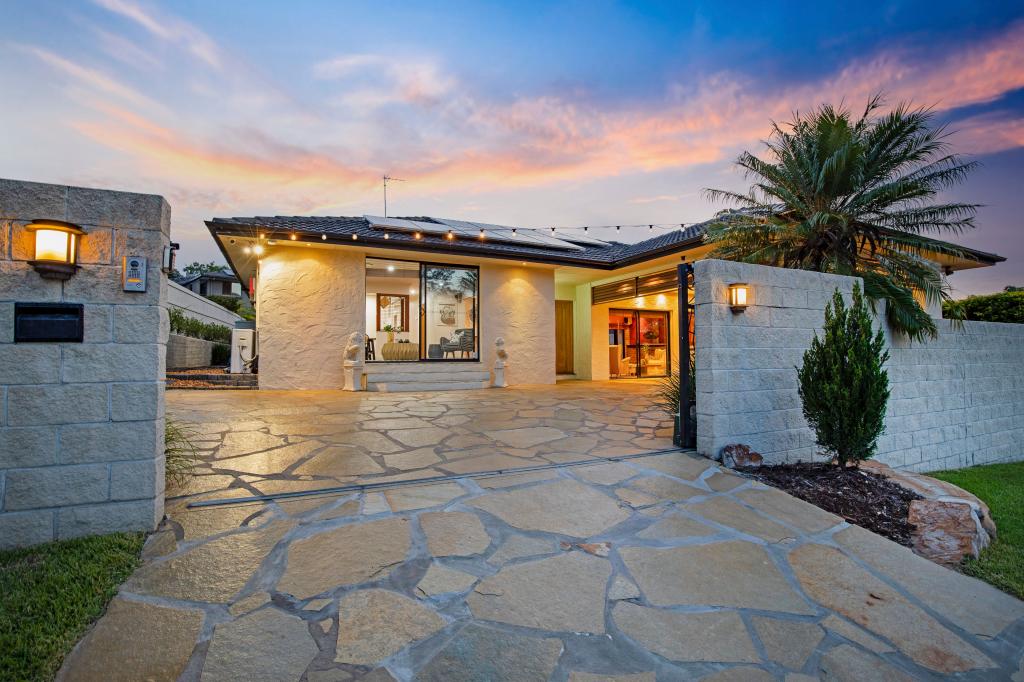 14 Tyalla Dr, Ashmore, QLD 4214