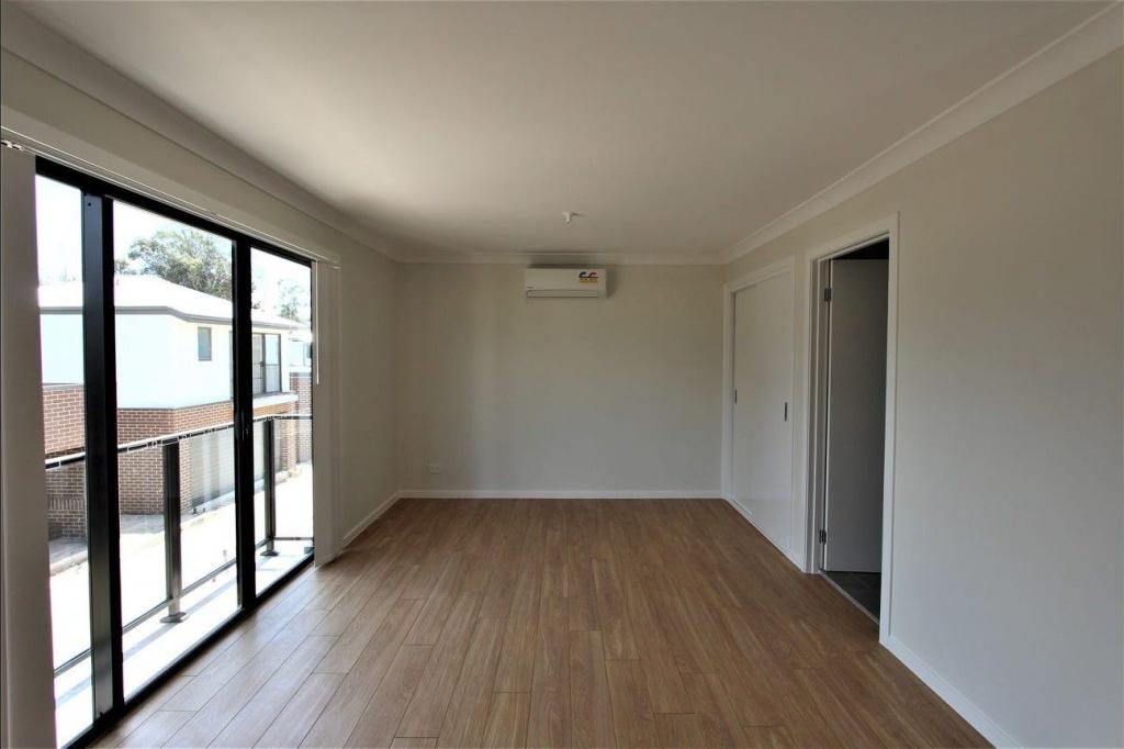 4A CONNEMARA ST, AUSTRAL, NSW 2179