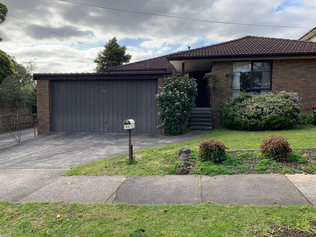 37 Milton St, Nunawading, VIC 3131