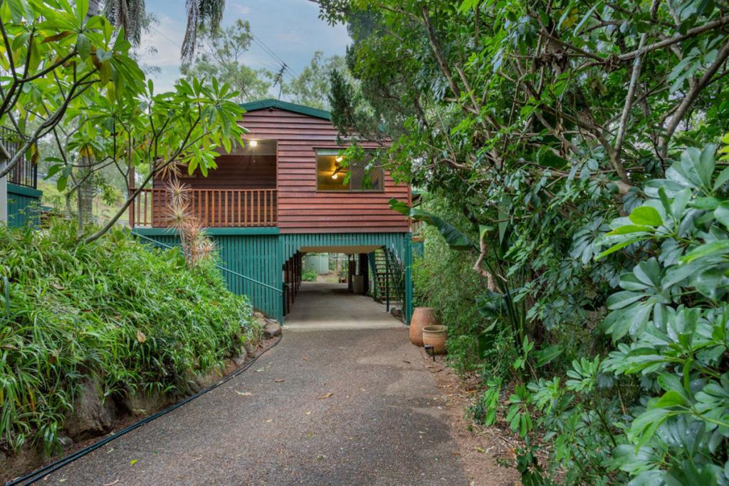 2 Indra Cres, Karana Downs, QLD 4306