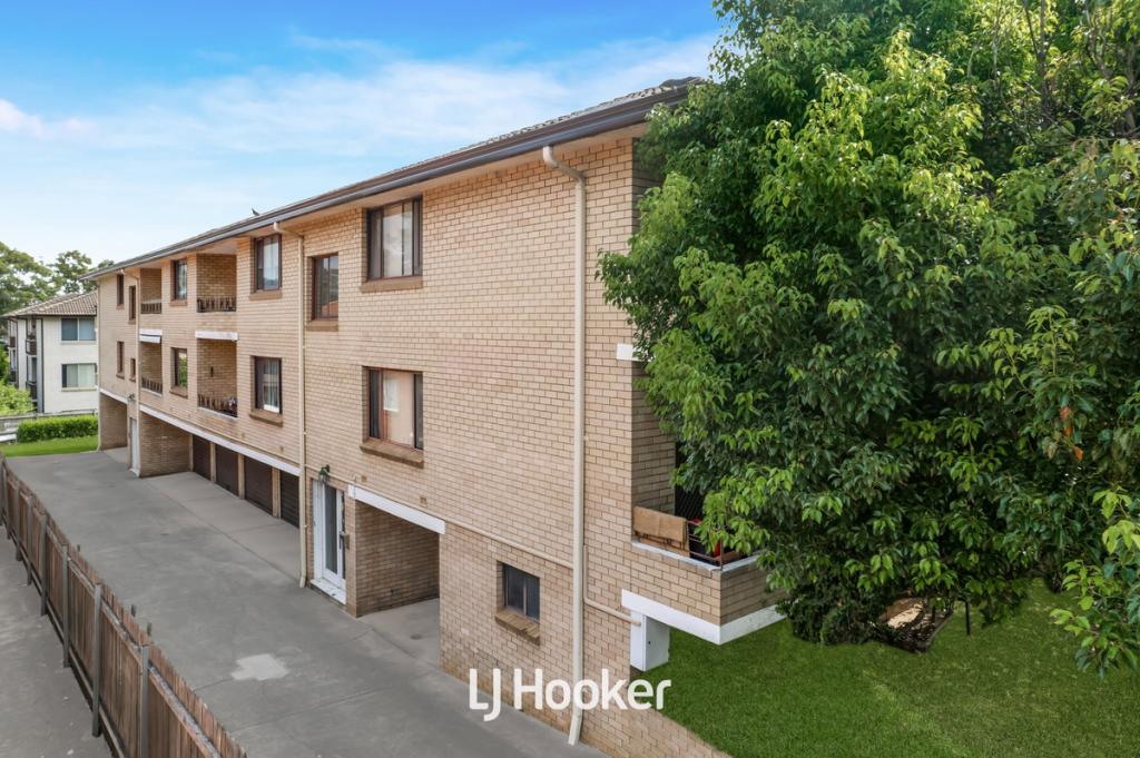 5/12 ALLEN ST, HARRIS PARK, NSW 2150