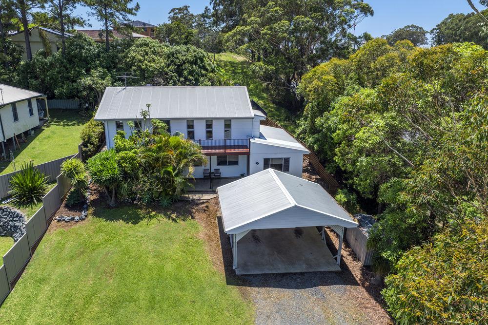 19 Arkan Ave, Woolgoolga, NSW 2456