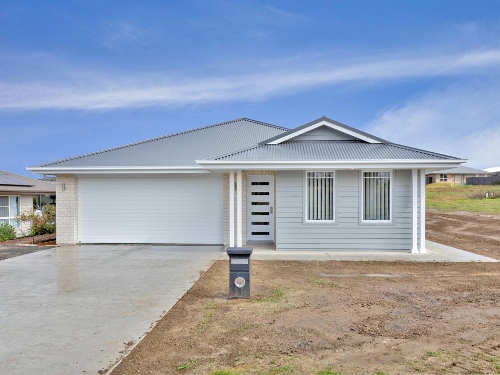 41 Reginald Dr, Kootingal, NSW 2352