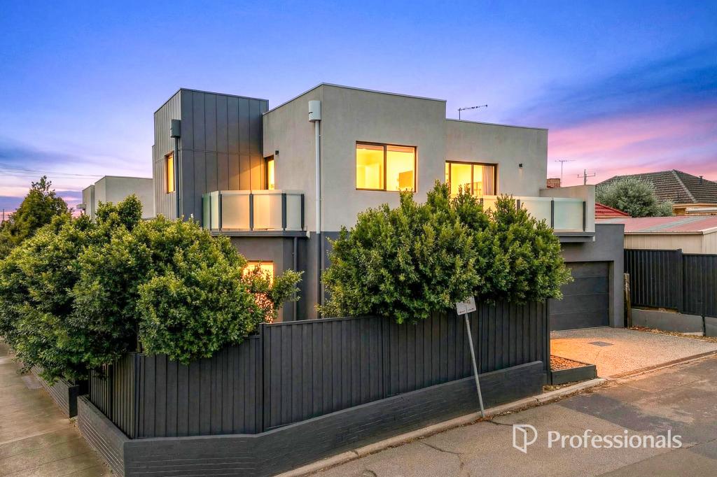 767 SOUTH RD, BENTLEIGH EAST, VIC 3165