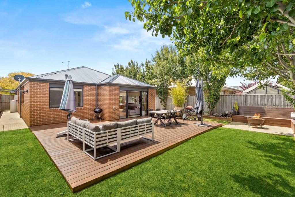 10 Lyall St, Armstrong Creek, VIC 3217