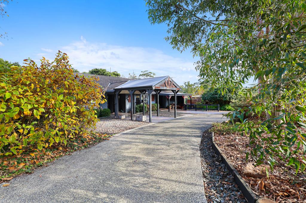 55 Fisher Rd, Drouin West, VIC 3818