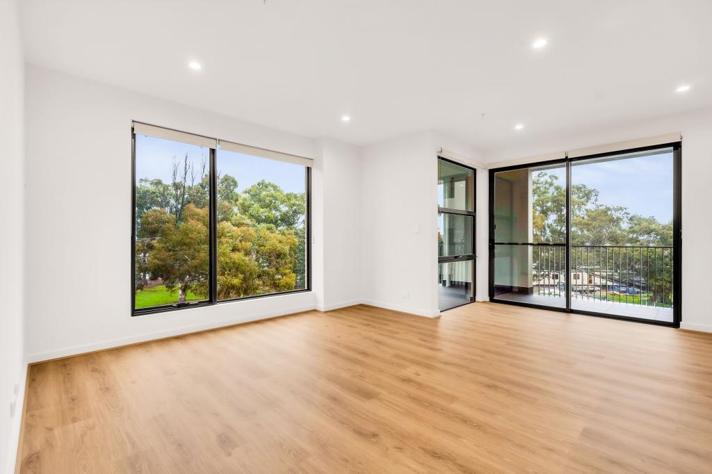203/1 RESERVE DR, ST CLAIR, SA 5011
