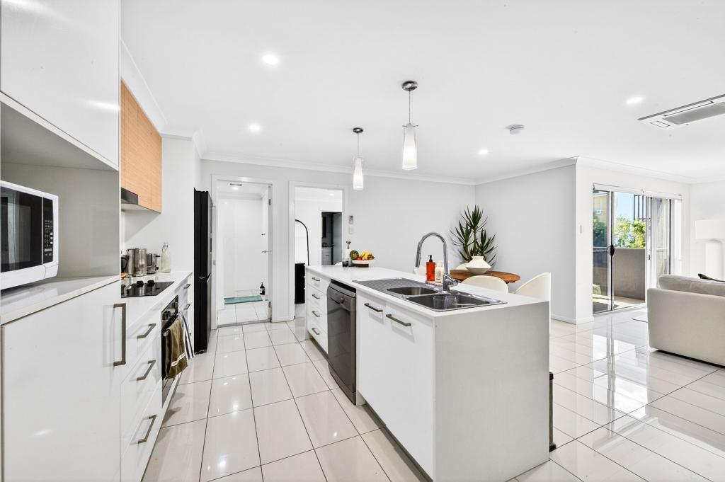11/34 HOWS RD, NUNDAH, QLD 4012