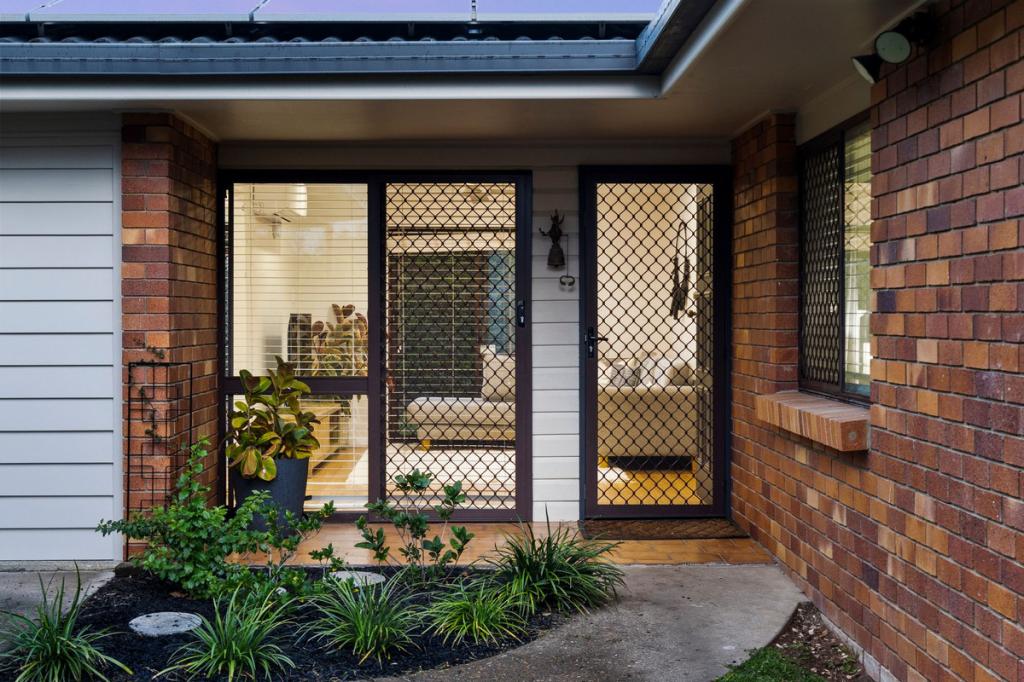 1 Grimes Ct, Springwood, QLD 4127