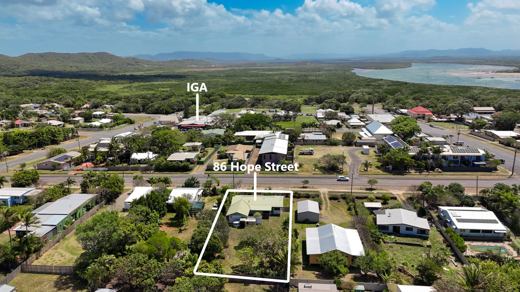 86 HOPE ST, COOKTOWN, QLD 4895