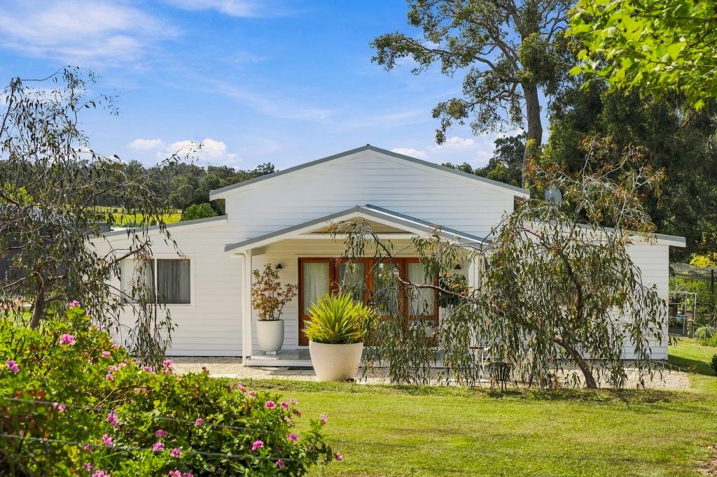 7 Stonehaven Gr, Bridgetown, WA 6255