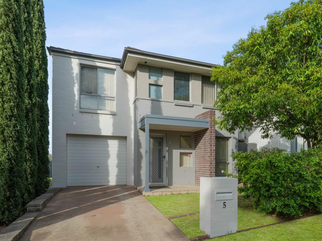5 Northampton Dr, Glenfield, NSW 2167