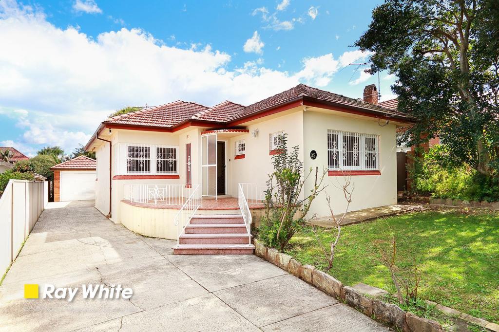 33 Bobadah St, Kingsgrove, NSW 2208