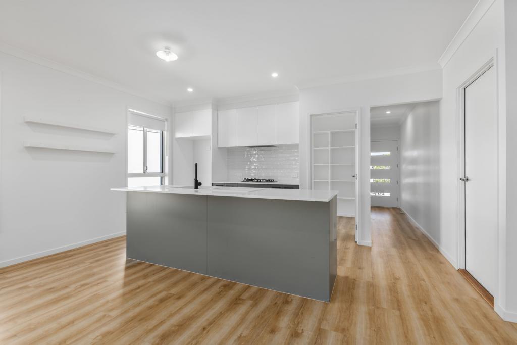 40 Columbine Cres, Caboolture, QLD 4510