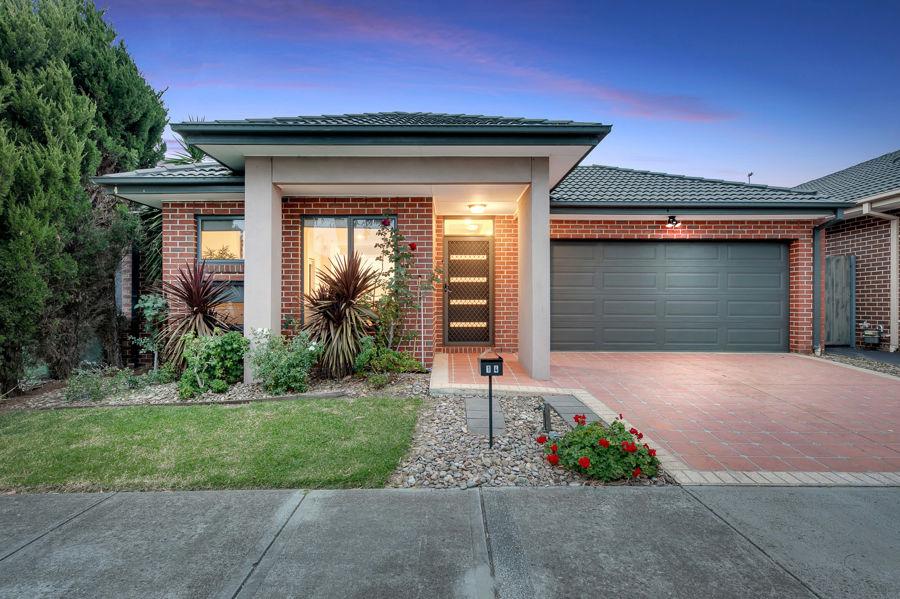 14 Rosleigh Dr, Craigieburn, VIC 3064