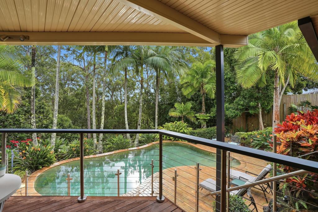 3 Forest Dr, Elanora, QLD 4221