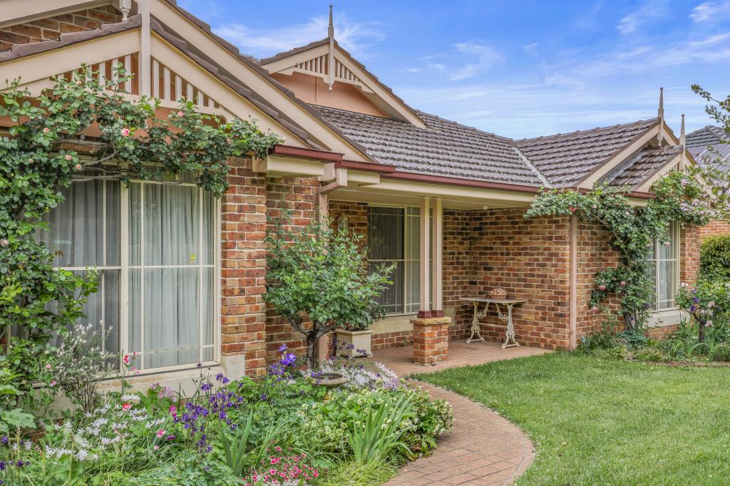 63 CEDAR DR, LLANARTH, NSW 2795