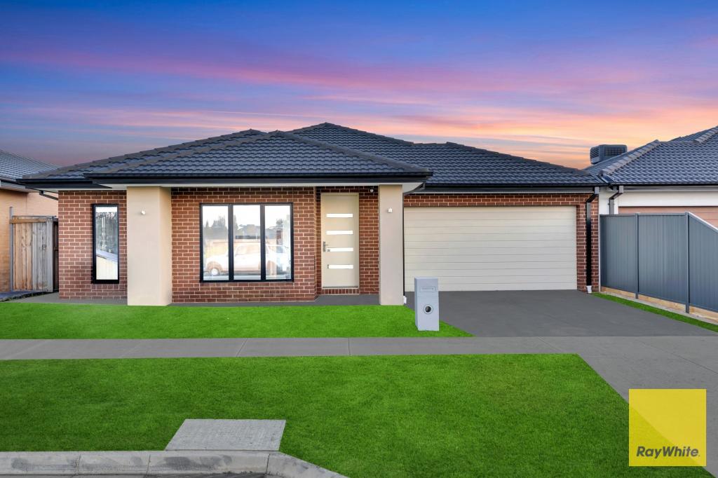 15 Bickerton St, Werribee, VIC 3030