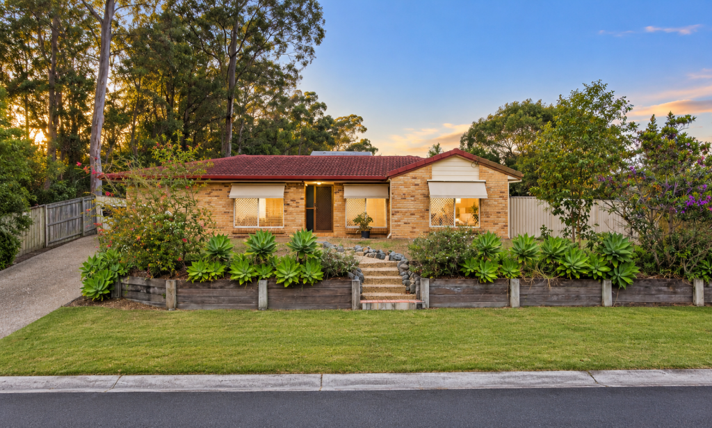 13 Jules Ave, Rochedale South, QLD 4123