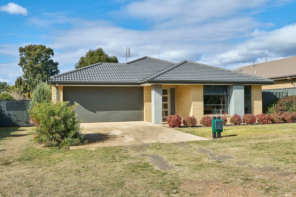 11 Broodie St, Heathcote, VIC 3523