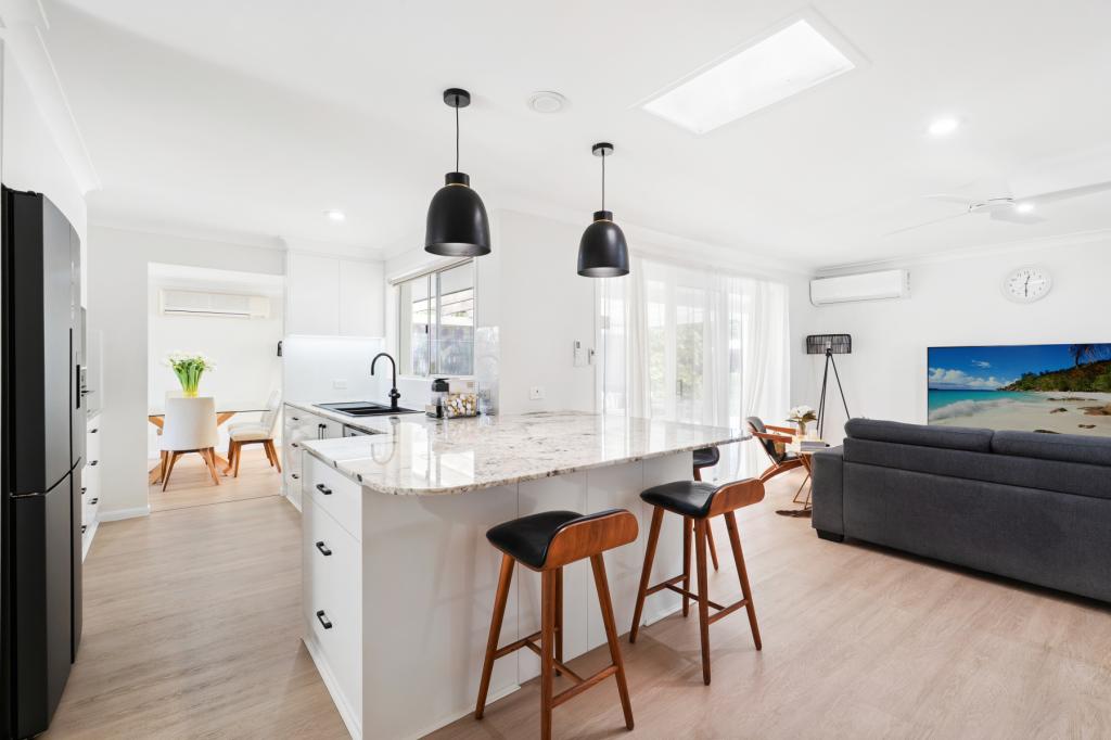 28 VON NIDA ST, PARKWOOD, QLD 4214