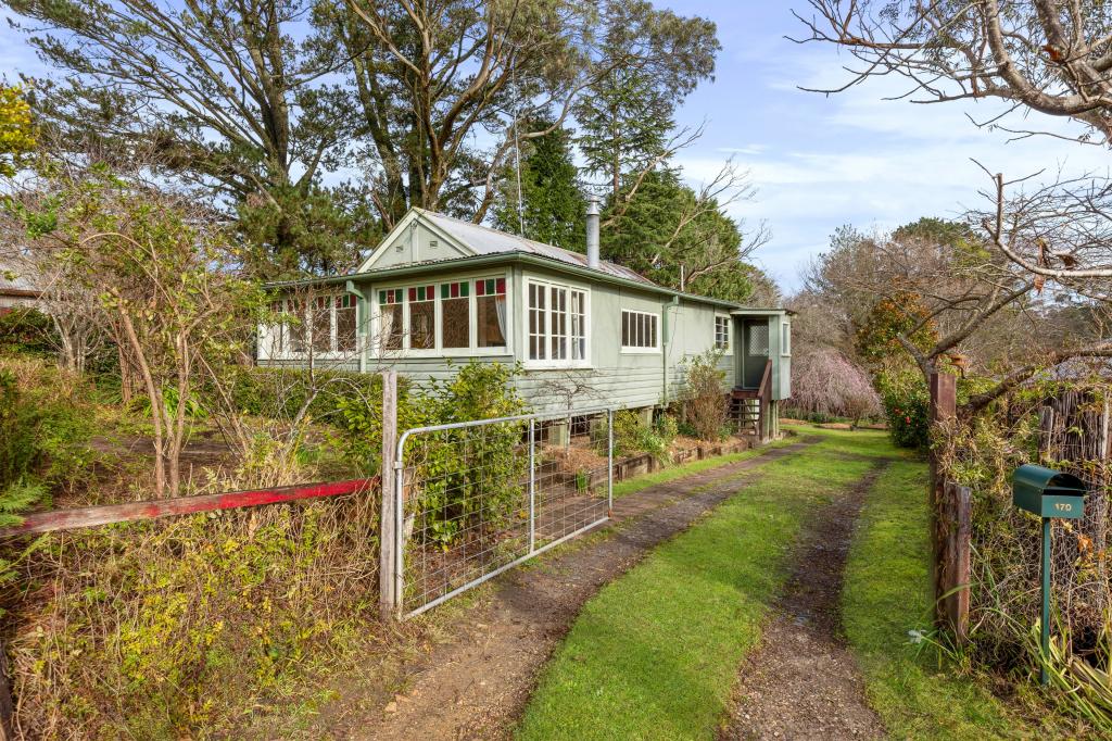 170 Station St, Blackheath, NSW 2785