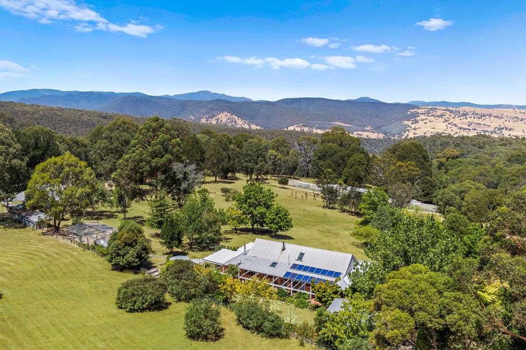 45 Bromfield Dr, Tolmie, VIC 3723