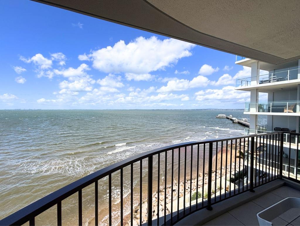 404/16 Woodcliffe Cres, Woody Point, QLD 4019