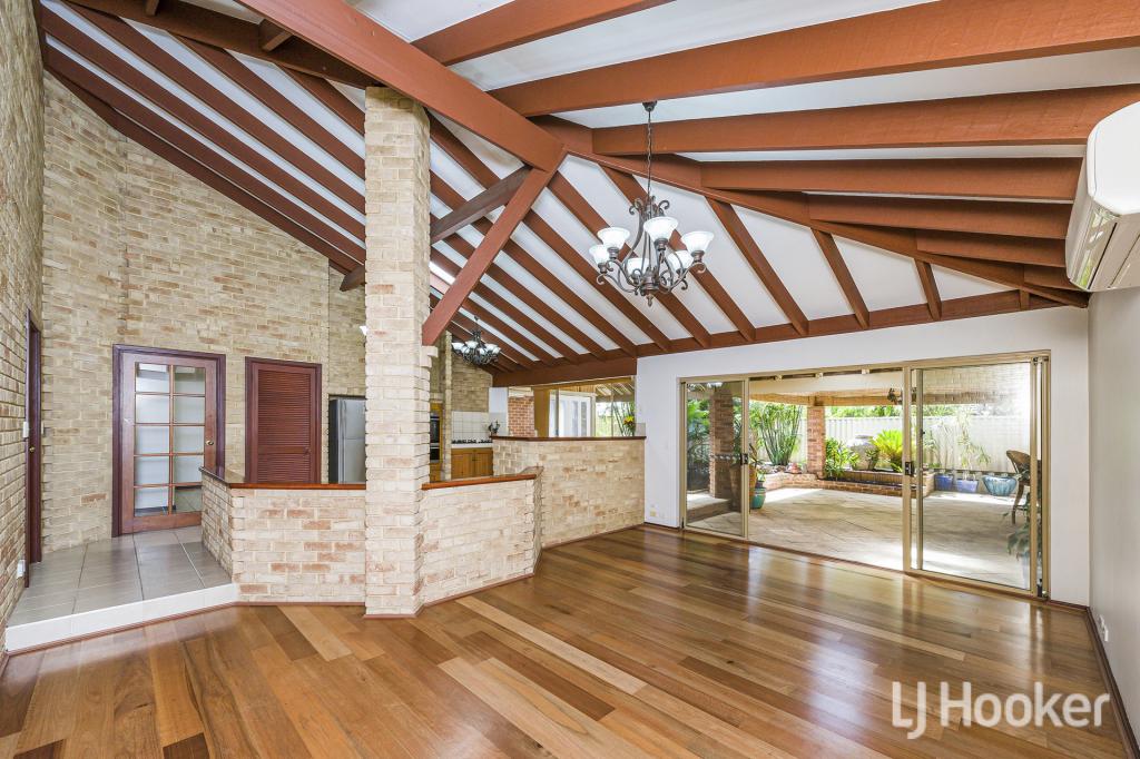 10 Camelot Ct, Thornlie, WA 6108