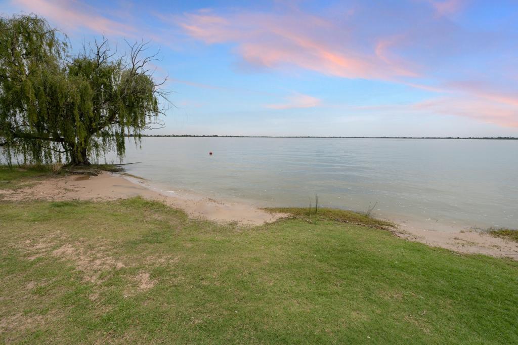 321 Murray Valley Hwy, Lake Boga, VIC 3584