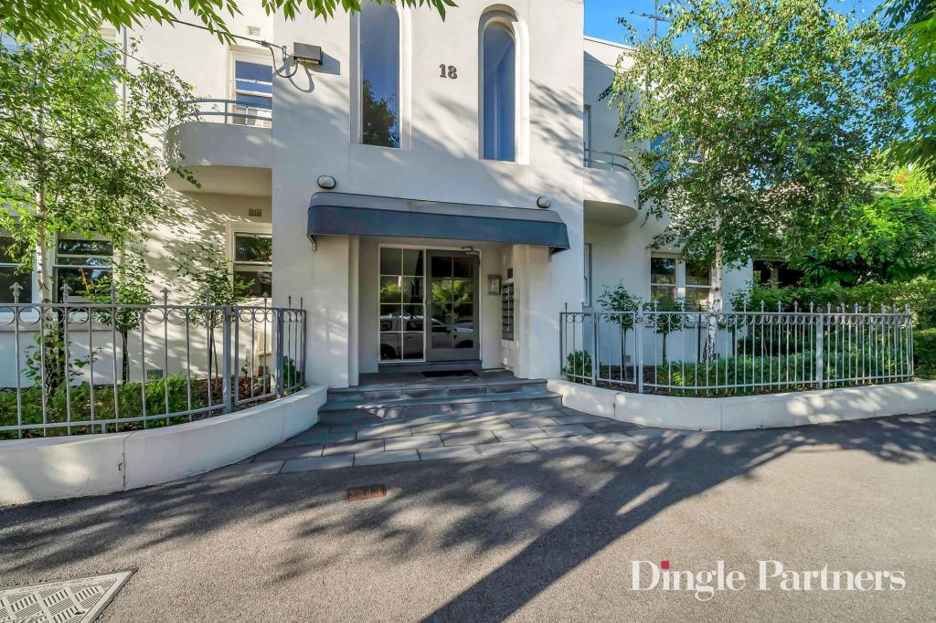 18/18-30 Grey St, East Melbourne, VIC 3002