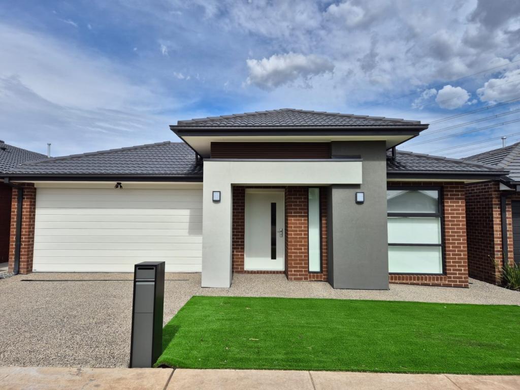 39 Yellowstone Dr, Truganina, VIC 3029