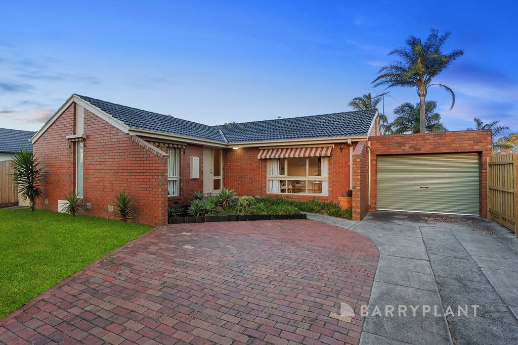 14 SHEARWATER DR, CARRUM DOWNS, VIC 3201