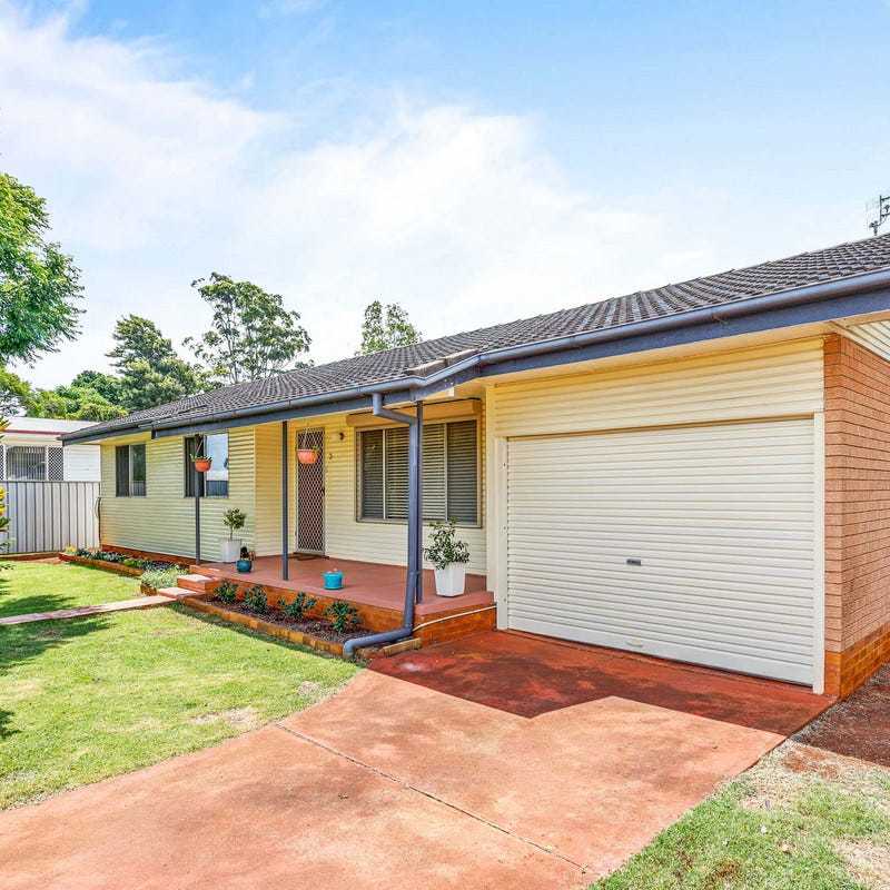 3 Lister St, Harristown, QLD 4350