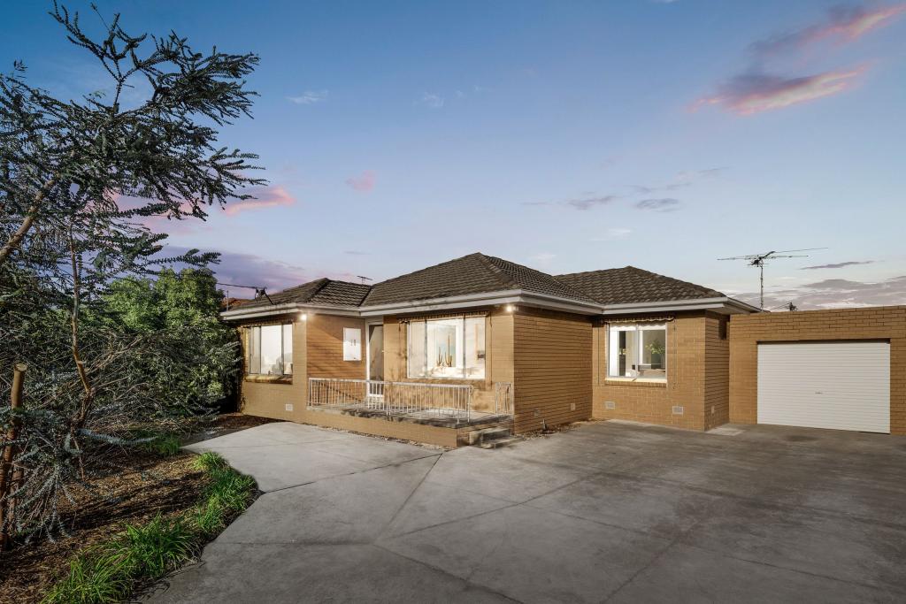 28 Vaucluse Ave, Gladstone Park, VIC 3043