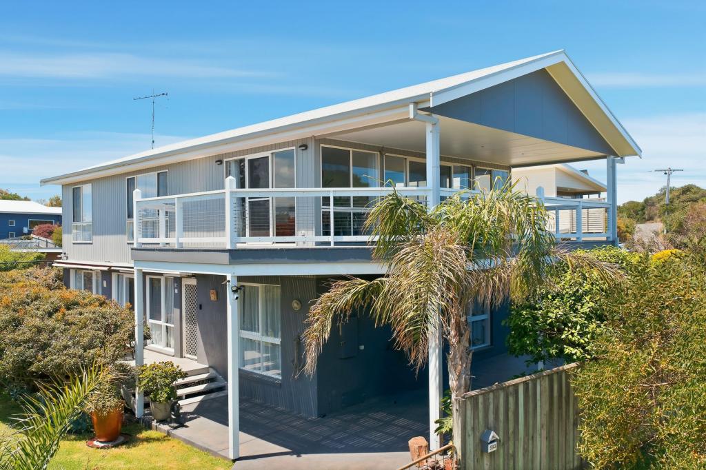 593 Cape Paterson Rd, Cape Paterson, VIC 3995