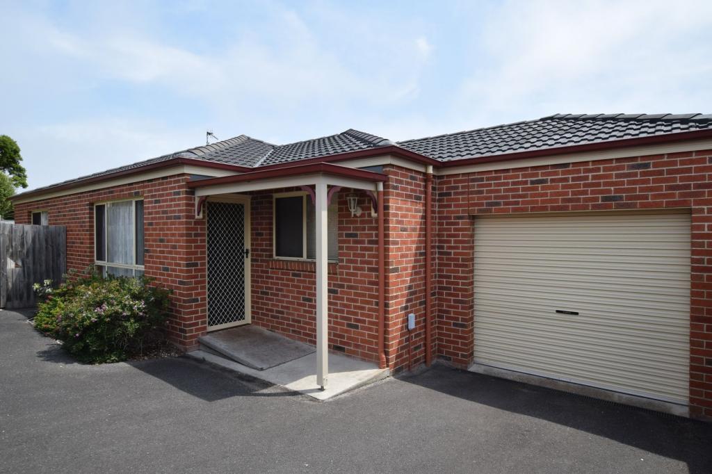4/7 LANDY GR, WARRNAMBOOL, VIC 3280