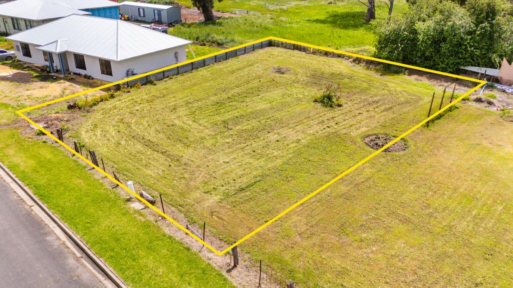 2 Bott St, Kalangadoo, SA 5278