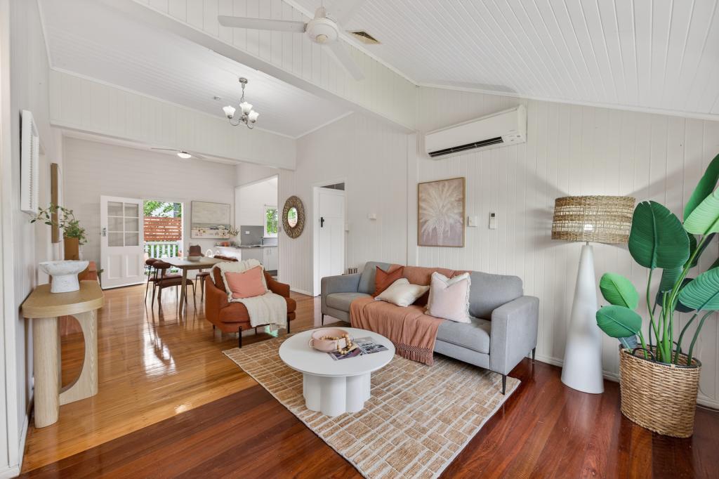 104 Tenth Ave, Railway Estate, QLD 4810