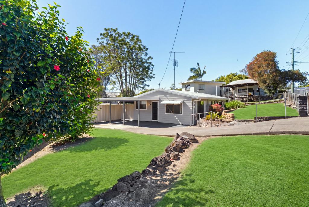4 DIAMOND VALLEY RD, MOOLOOLAH VALLEY, QLD 4553